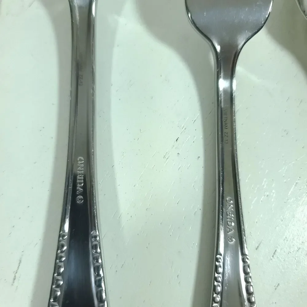 Oneida Pebblebrook Silverware Single Set Of Five Pices